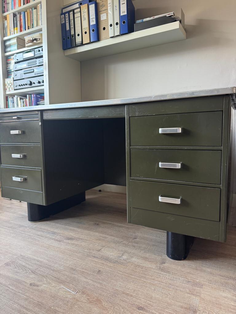 Vintage Industrieel Blerk Bureau Art Deco, Ophalen, Zo goed als nieuw