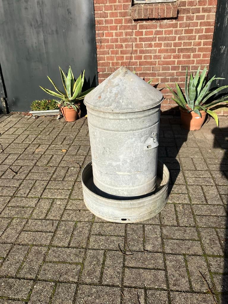 Voerbak/voersilo voor kippenvoer, Dieren en Toebehoren, Pluimvee | Toebehoren, Ophalen, Gebruikt, Drinken en Voederen
