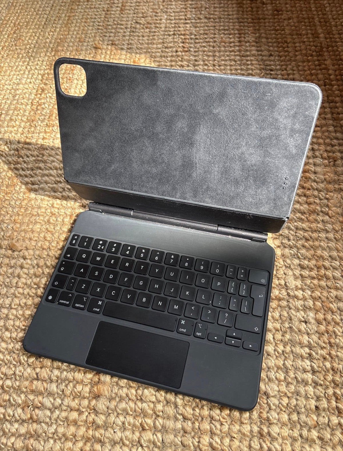 Originele Apple iPad Air hoes met QWERTY toetsenbord, Ophalen of Verzenden, Zo goed als nieuw, 10 inch, Bescherming voor- en achterkant