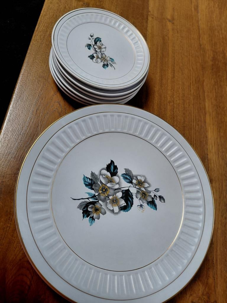Flora keramiek gouda, Ophalen