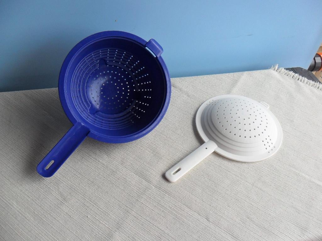 Tupperware Duo vergiet - groentezeef, Ophalen of Verzenden, Zo goed als nieuw, Blauw, Overige typen