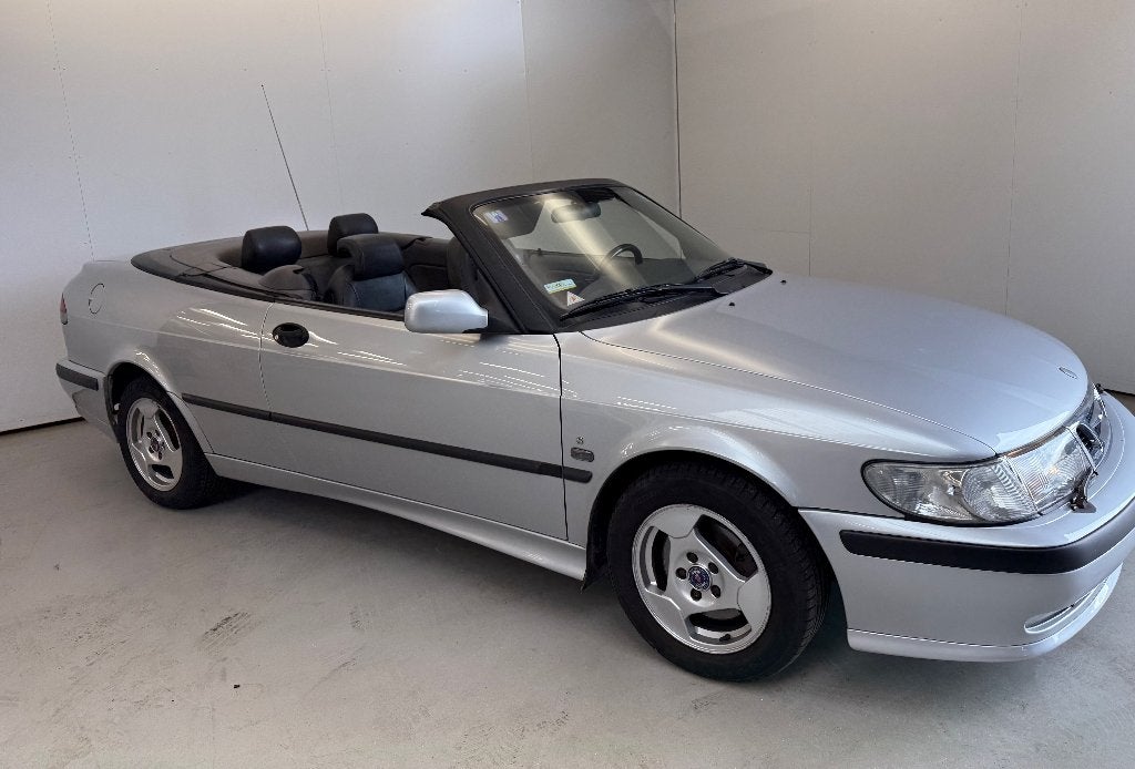Saab 9-3 2.0 T Cabrio AUTOMAAT 2000 Grijs, Auto's, Metallic lak, 4 cilinders, Cabriolet, 4 stoelen