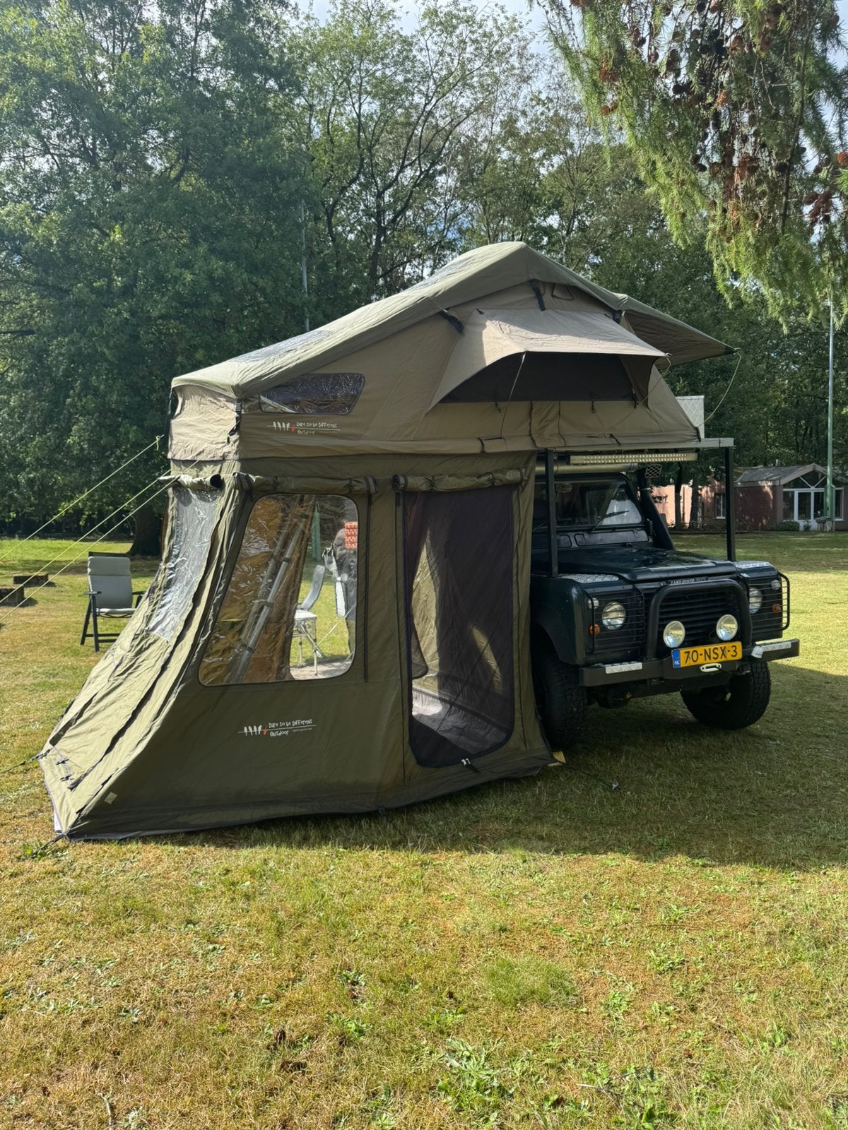 LANDROVER DEFENDER 4x4 EXPEDITIECAMPER, Buscamper of Camperbus, Koelkast, Tot en met 2, Diesel