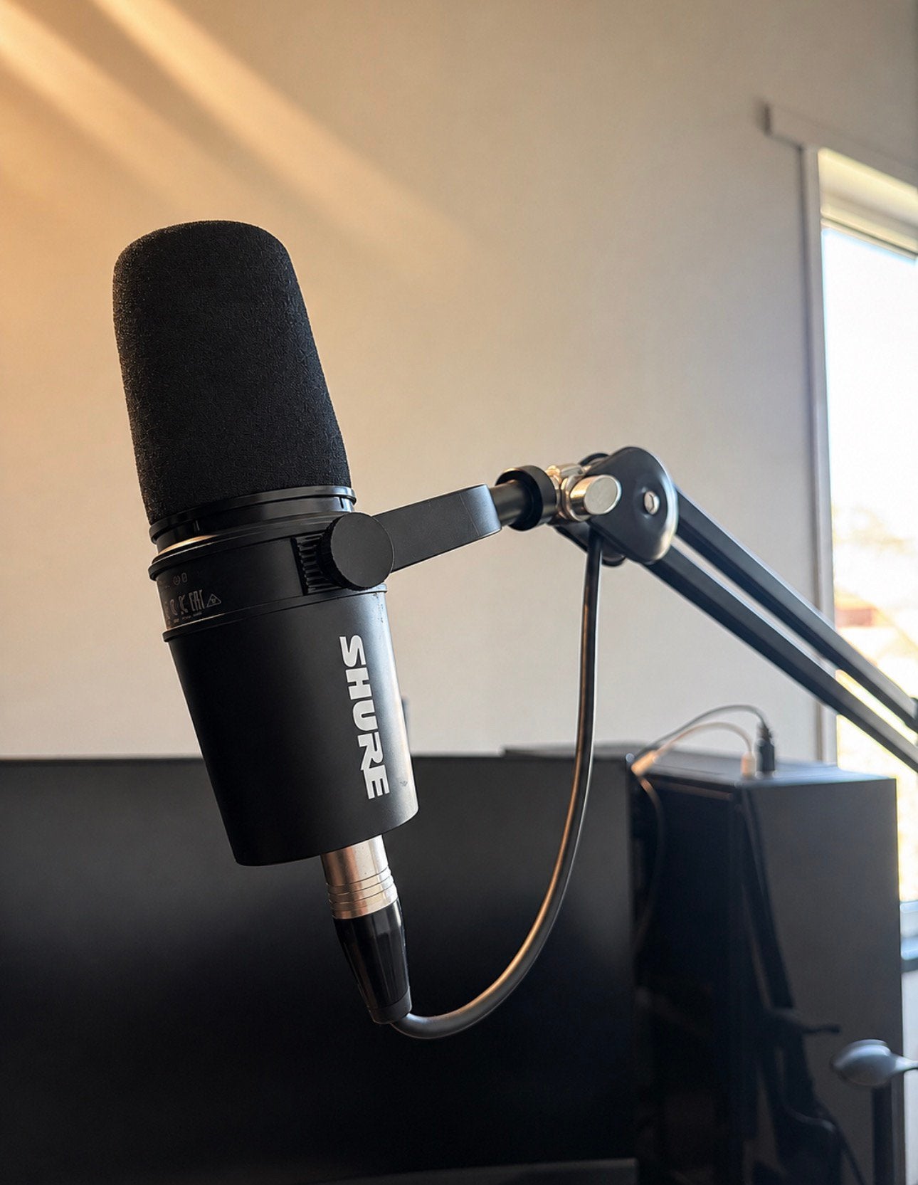 Shure MV7 + GoXLR Mini + RØDE PSA1 Arm, Verzenden, Zo goed als nieuw, Studiomicrofoon