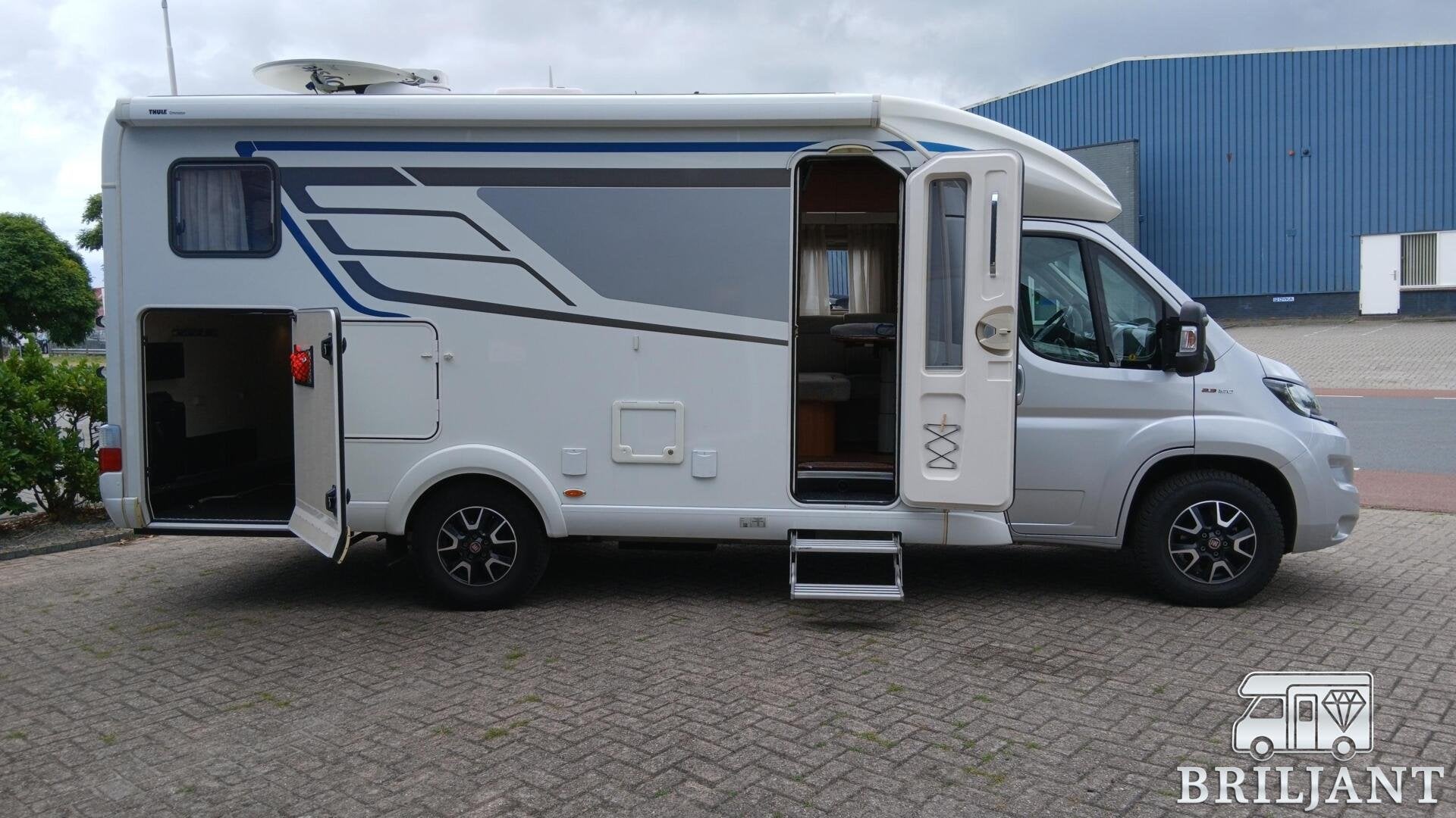 Foto 5 van Fiat Hymer T568 automaat/Enkelebedden/L-zit