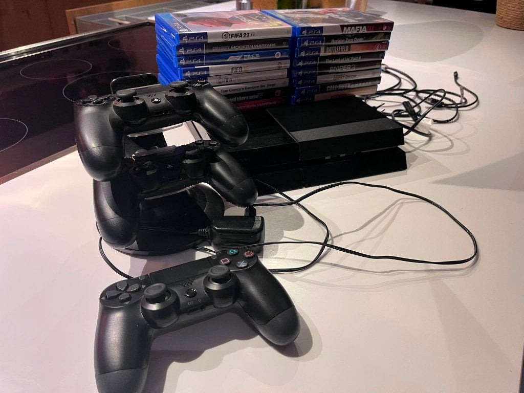 Playstation 4 te koop met 16 spellen., Ophalen, Met 2 controllers, Original, 500 GB