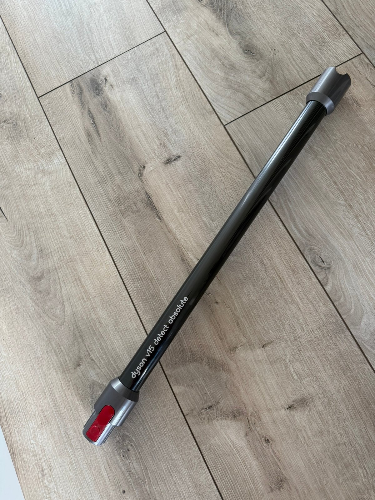 Dyson v15 detect absolute steel, Witgoed en Apparatuur, Stofzuigers, Ophalen of Verzenden, Zo goed als nieuw