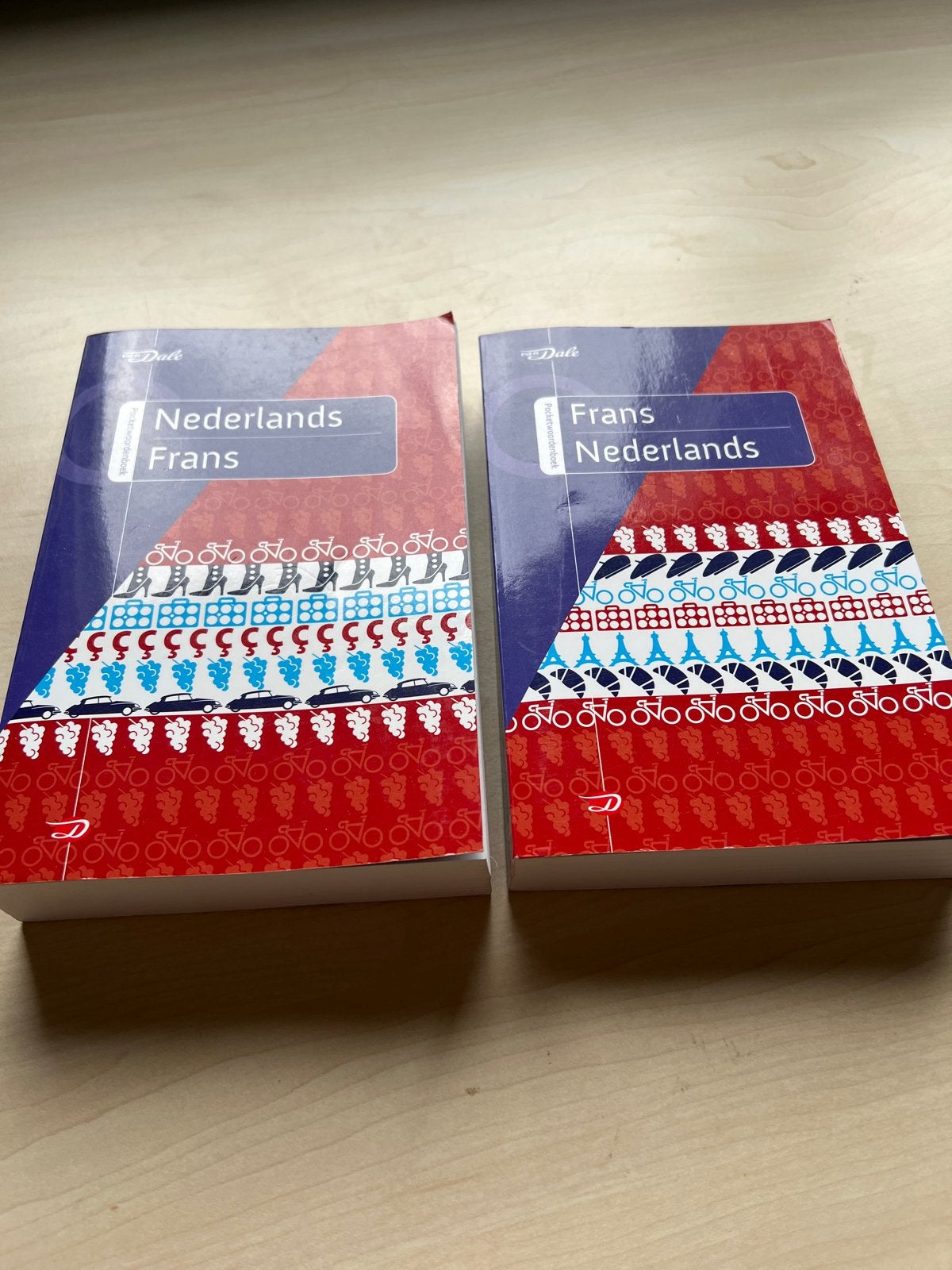 Van Dale Woordenboeken: Nederlands-Frans & Frans-Nederlands, Ophalen of Verzenden, Zo goed als nieuw, Van Dale, Frans