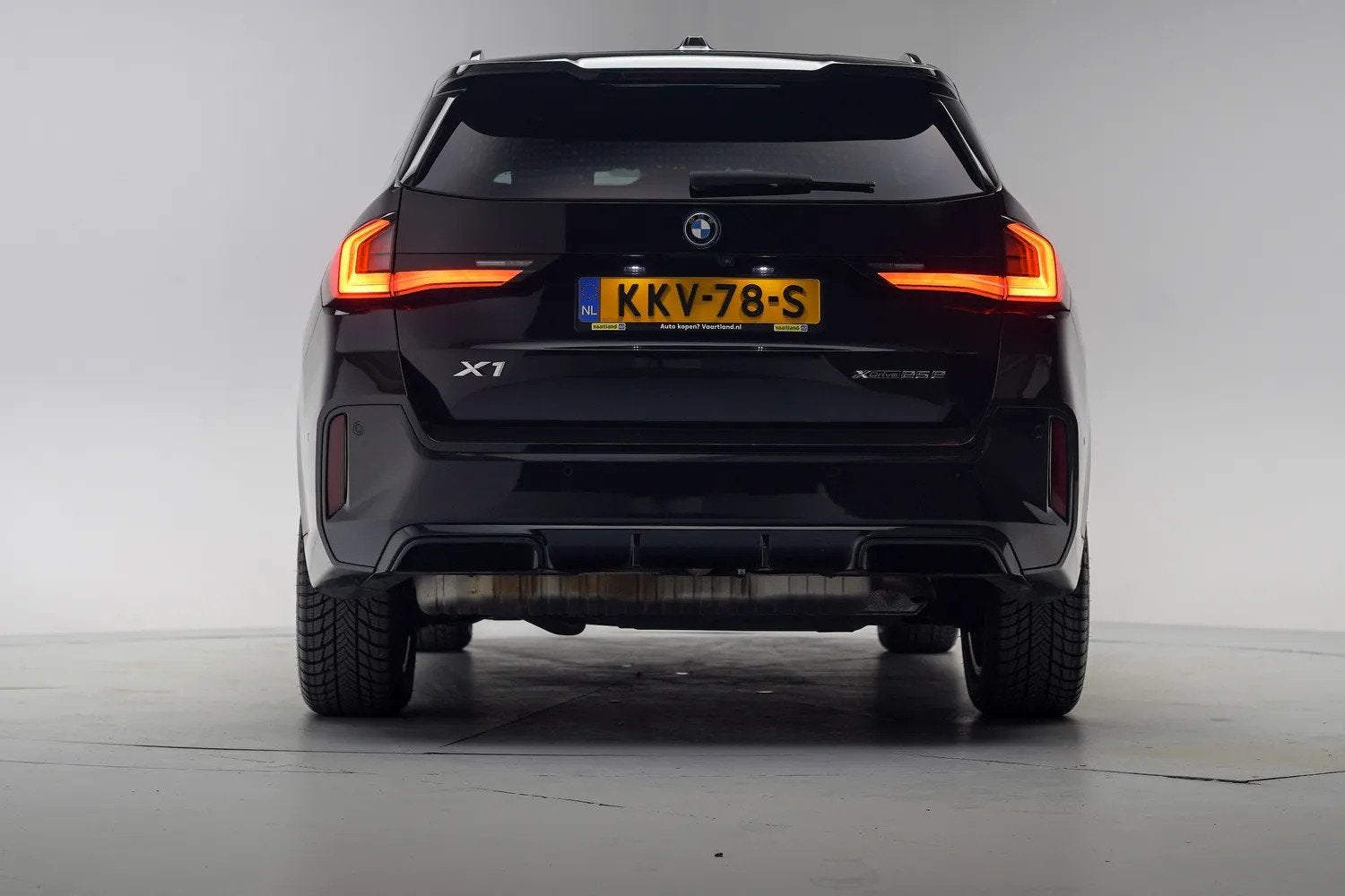 Foto 37 van BMW X1 xDrive25e M Sport Shadow [ SOH 92,5% ] [ LED HUD 360
