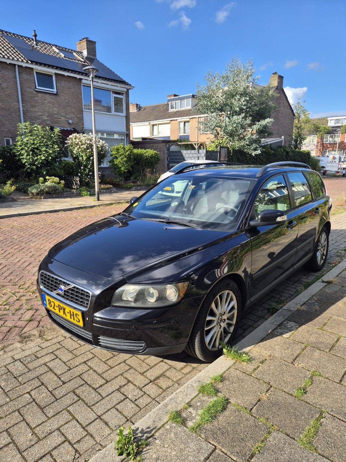 Volvo V50 2.4 140PK 2004 nap+ apk 05/2027, Auto's, Zwart, 700 kg, Zwart, Origineel Nederlands