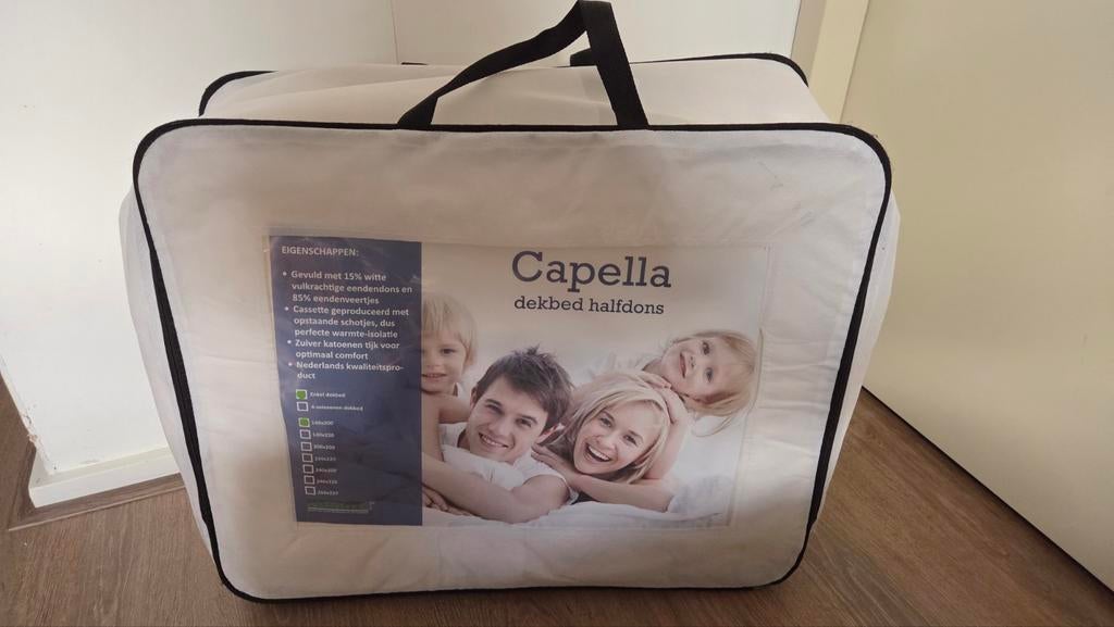 Capella dons en veren dekbed 140x200, Eenpersoons, Wit, Ophalen of Verzenden, Deken of Dekbed