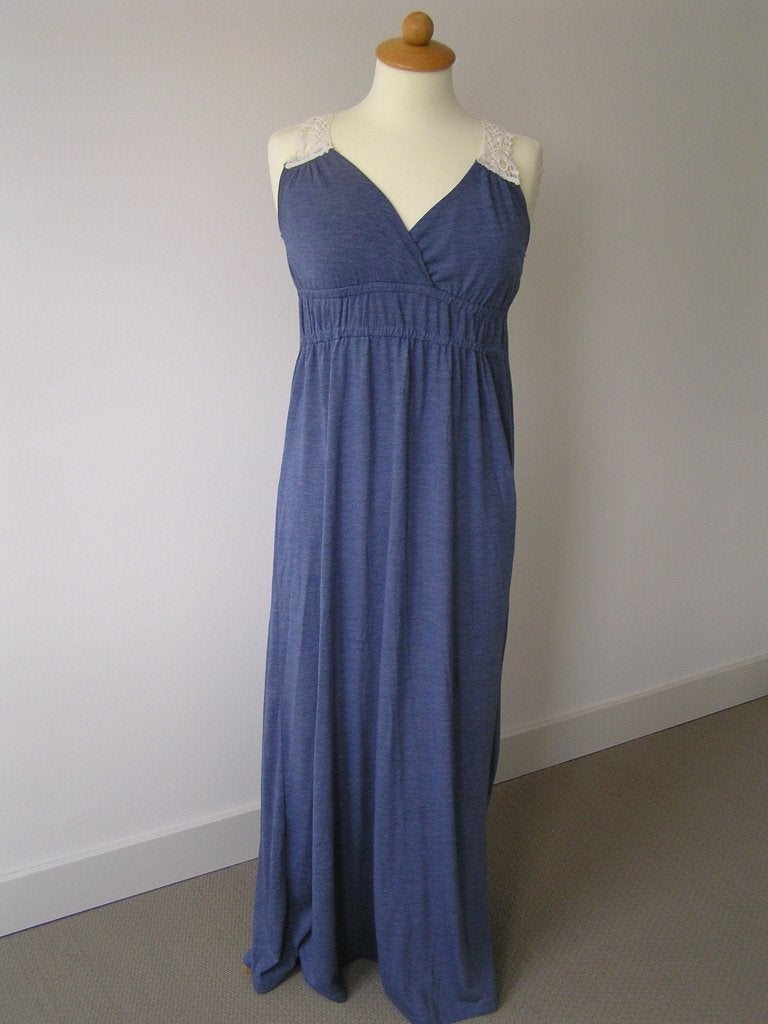 Lange tricot blauwe jurk maat 32., Kleding | Dames, Blauw, Nieuw, Ophalen of Verzenden, Maat 34 (XS) of kleiner