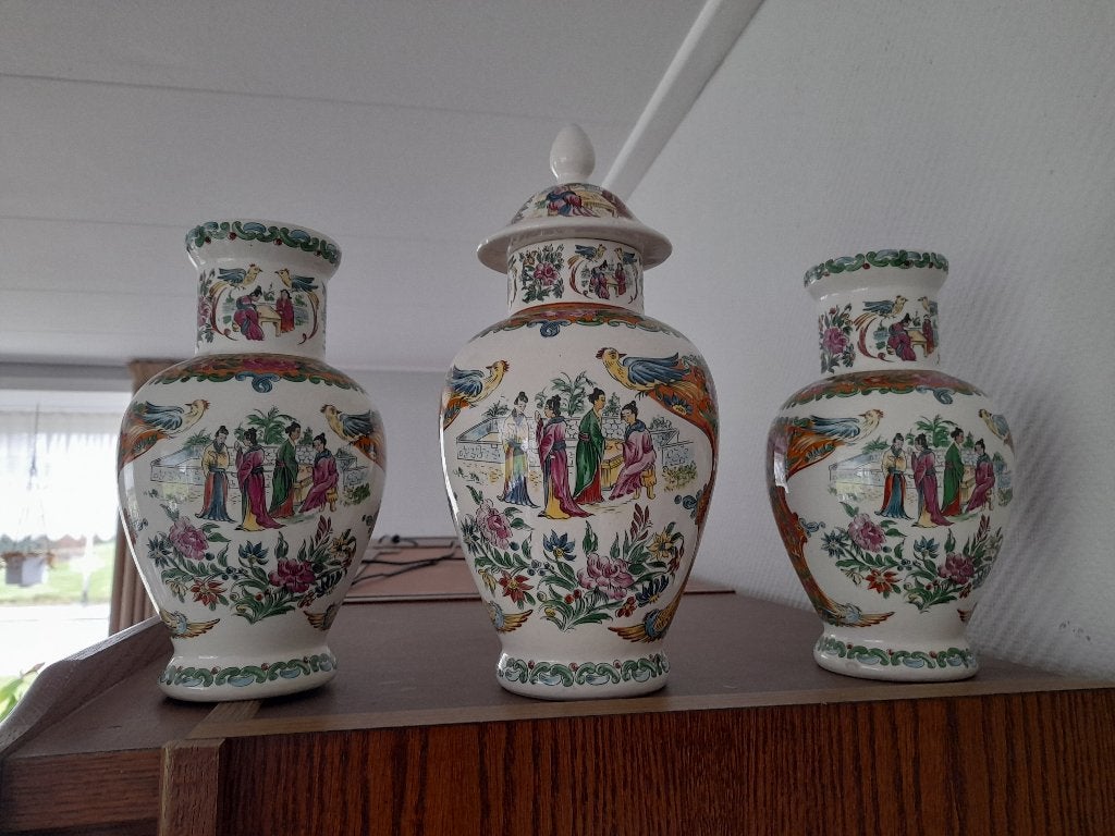 3 PORSELEINEN VAZEN MET CHINESE AFBEELDING / KASTSTEL, Ophalen of Verzenden, Zo goed als nieuw, Steen/keramiek