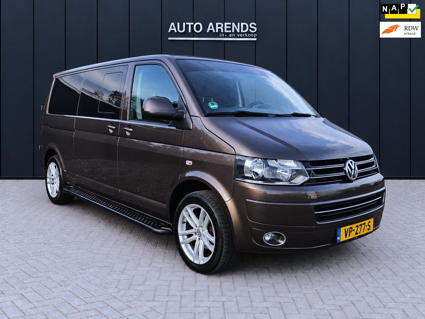 Volkswagen Transporter L2 Automaat 140pk | MARGE - GEEN BTW|, Auto's, Euro 5, Gebruikt, Zwart, 4 cilinders
