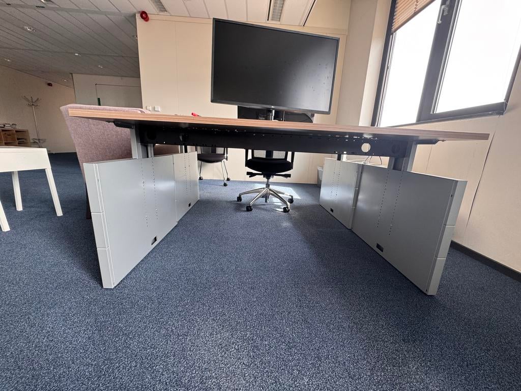 3 x bureau table (adjustable hight), Ophalen, 180 cm, Zo goed als nieuw, Overige merken