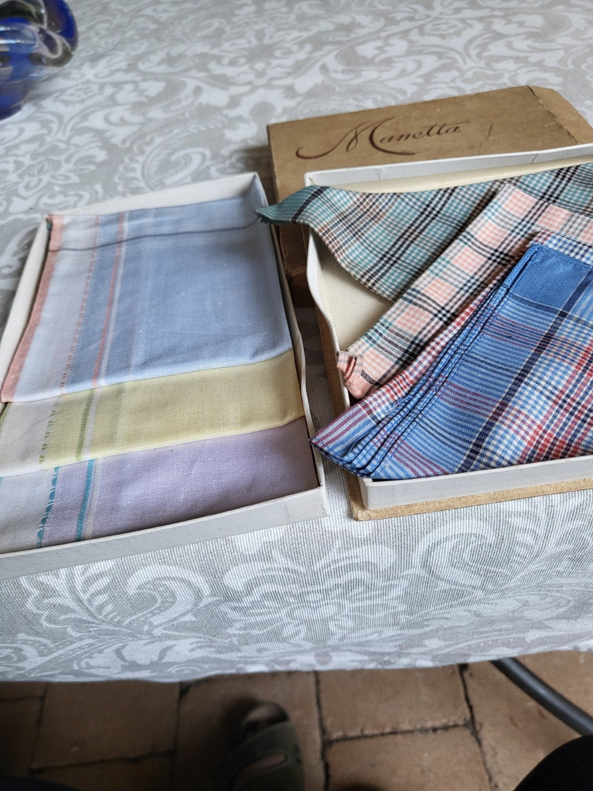 2 doosjes vintage zakdoekjes., Ophalen of Verzenden, Huis en Inrichting
