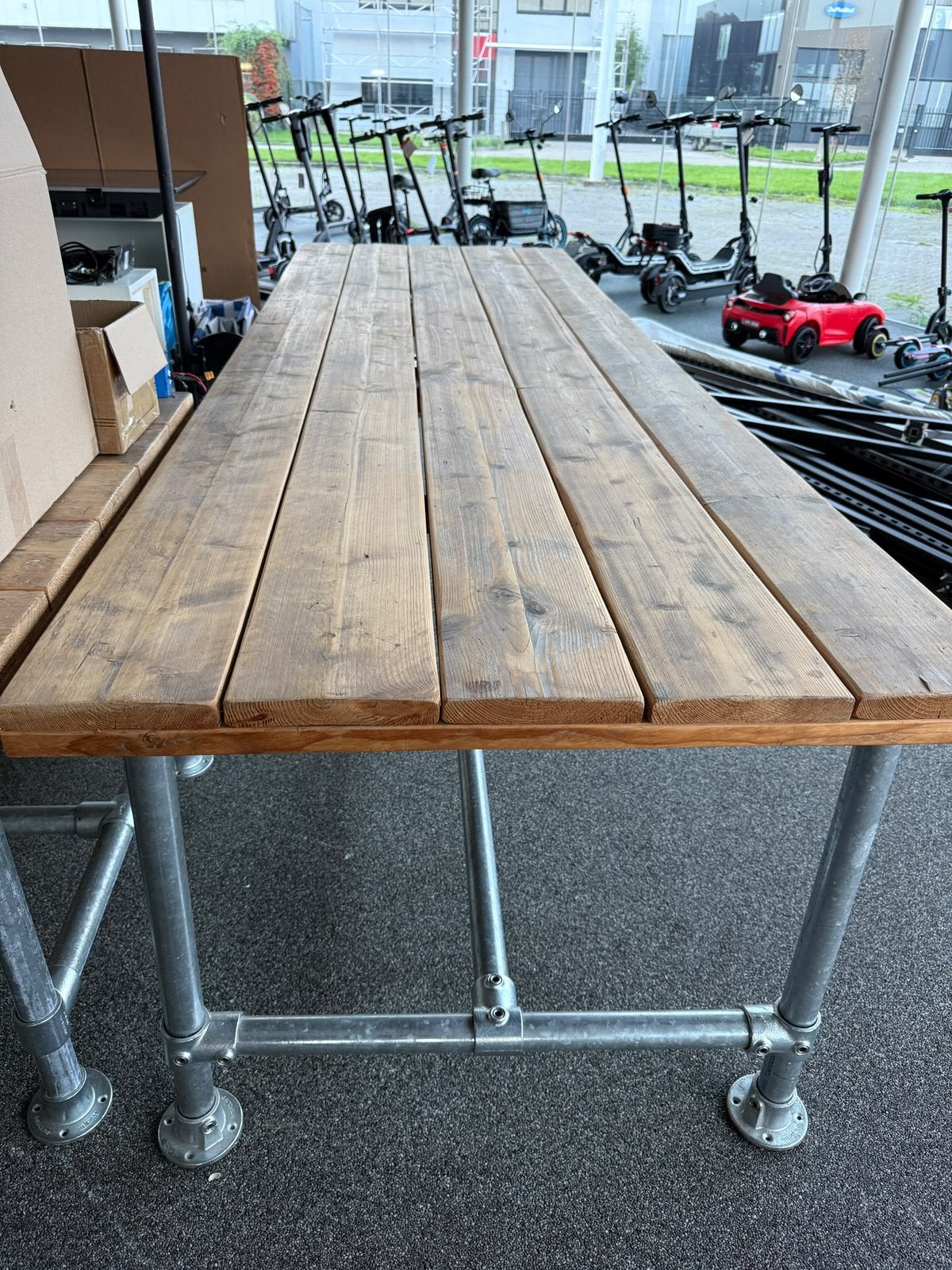 Robuuste tafelset voor huis, kantoor & magazijn, Huis en Inrichting, Ophalen, Gebruikt