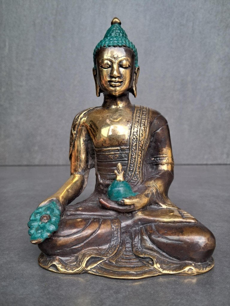 Medicijnboeddhabeeld in brons/bruingroen/Varada Mudra, Ophalen of Verzenden, Nieuw, Overige materialen, 15 cm