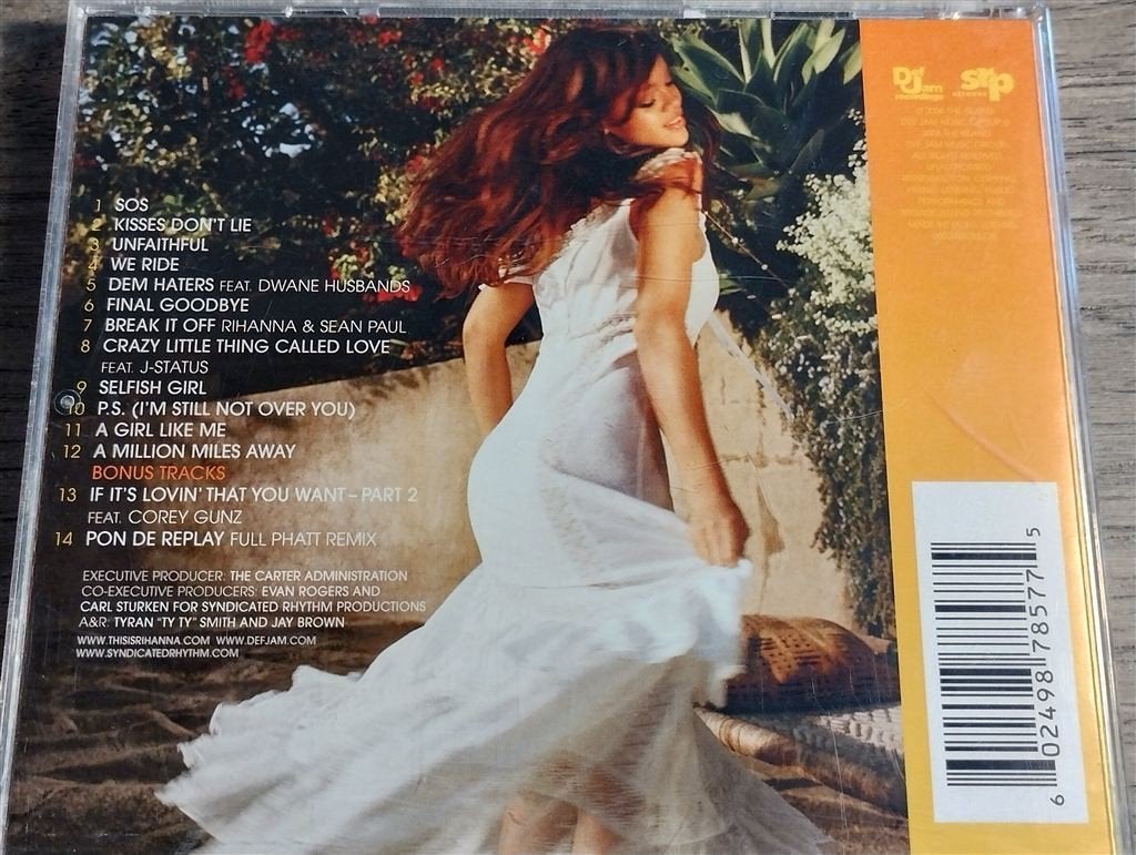 Rihanna - A Girl Like Me, Ophalen of Verzenden, Zo goed als nieuw, Pop
