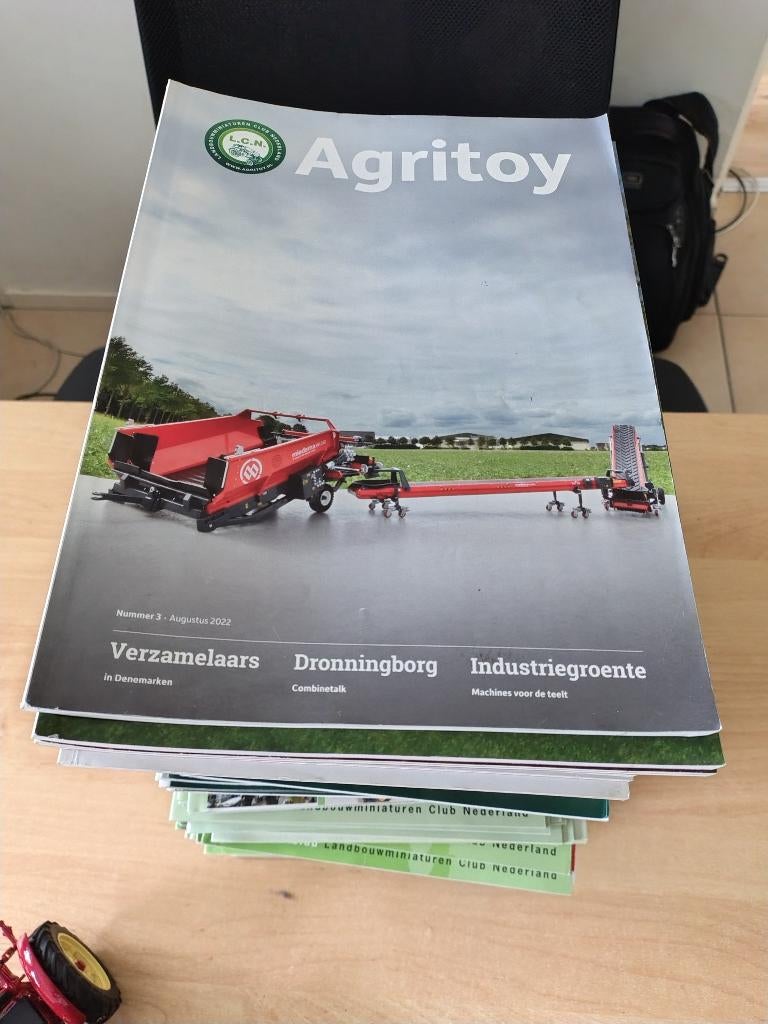 Agritoy clubblad lcn vanaf 1995, Hobby en Vrije tijd, Ophalen of Verzenden, Zo goed als nieuw, Tractor of Landbouw, Overige merken