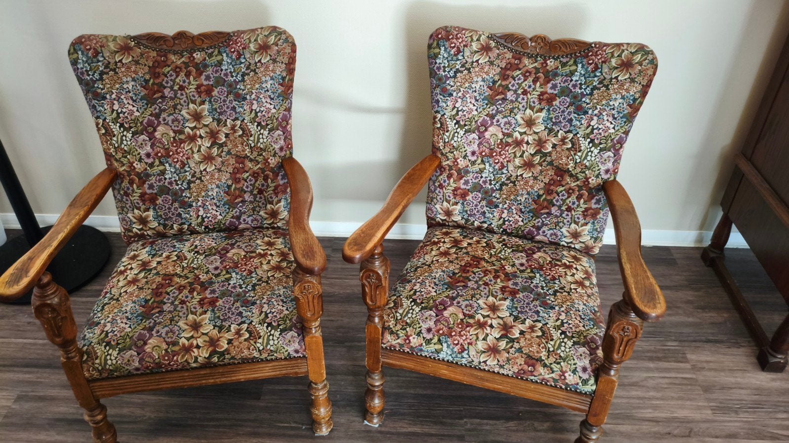 2 vintage stoelen, Ophalen