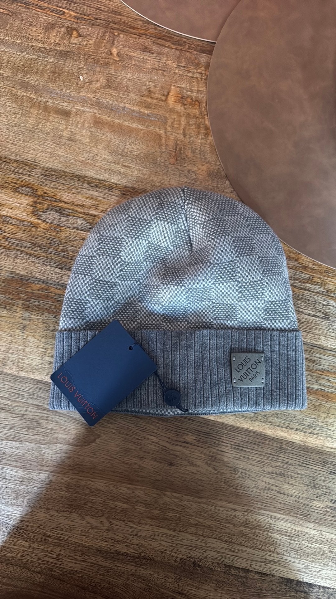 Lv muts, Ophalen of Verzenden, Zo goed als nieuw, Jongetje of Meisje, Muts