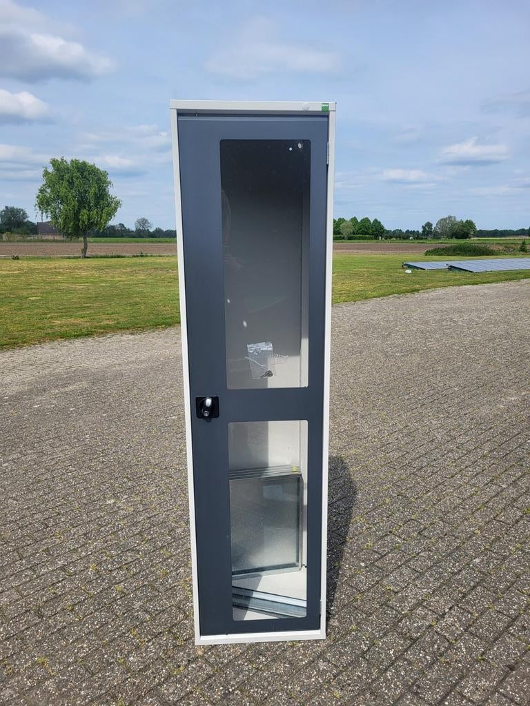Bott werkplaatskast vitrinekast, Ophalen, Gebruikt
