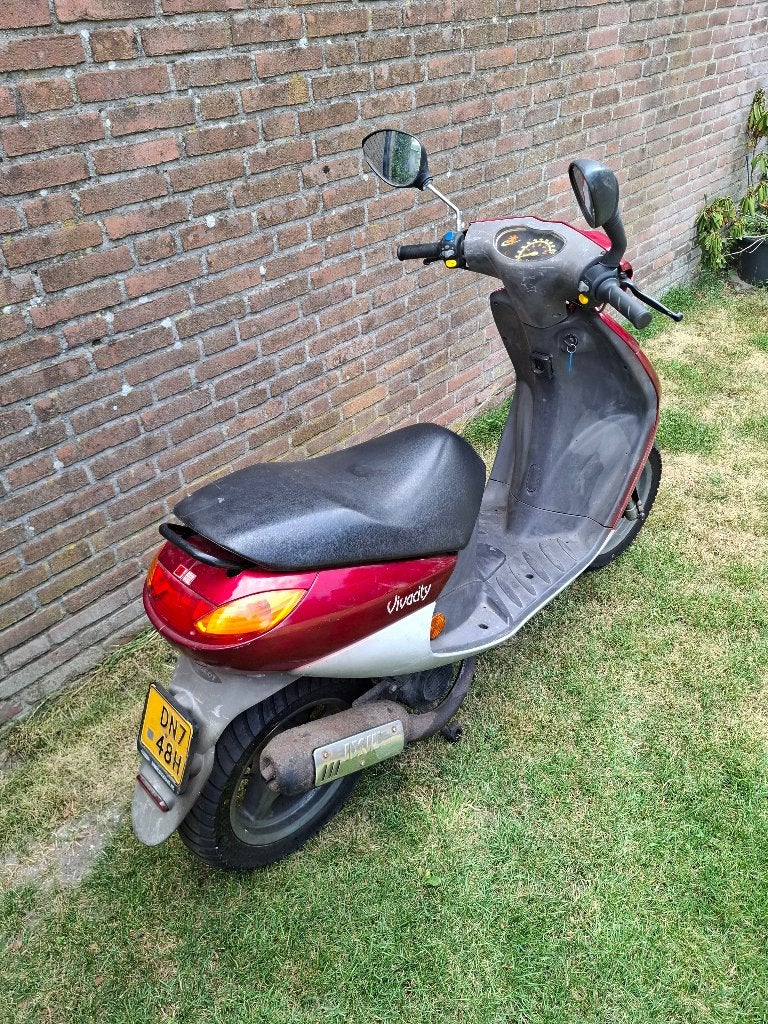 Peugeot vivacity 2takt brom scooter 45km geel kenteken 50cc, Ophalen, Gebruikt, Tweetakt, Overige modellen