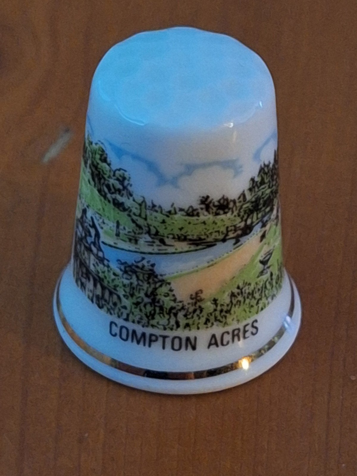 Antieke vingerhoed "Compton Acres" - Bone China, Ophalen of Verzenden, Zo goed als nieuw
