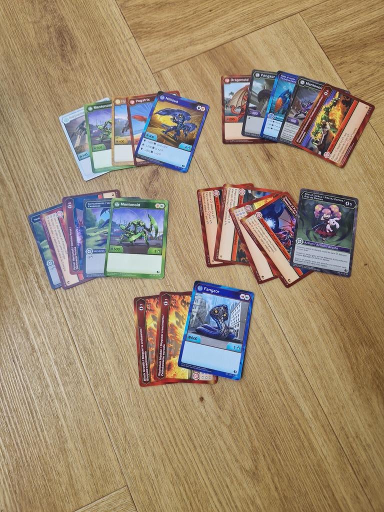 Bakugan kaarten, Hobby en Vrije tijd, Verzamelkaartspellen | Overige, Ophalen of Verzenden, Meerdere kaarten
