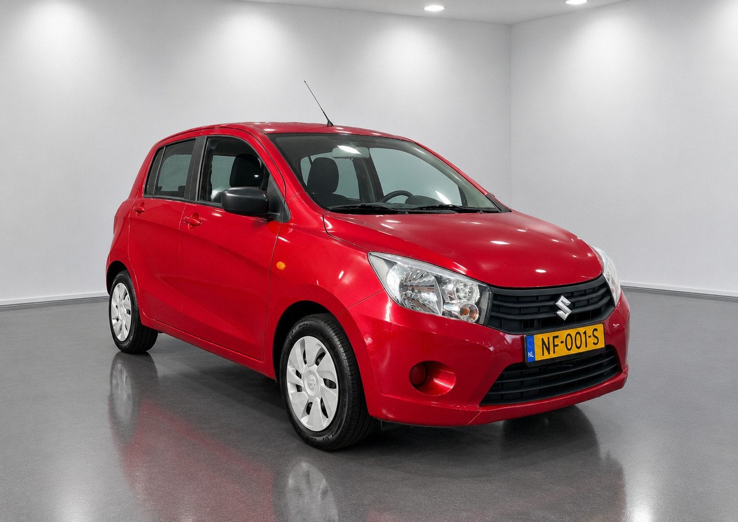 Suzuki Celerio 1.0 Comfort | Airco |Cruise | Centrale vergre, Auto's, Gebruikt, Electronic Stability Program (ESP), 400 kg, 68 pk