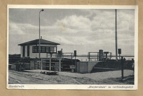 Oude Ansichtkaart Hardersluis in Verbindingsdijk Harderwijk, Ophalen of Verzenden, 1940 tot 1960, Gelopen, Gelderland