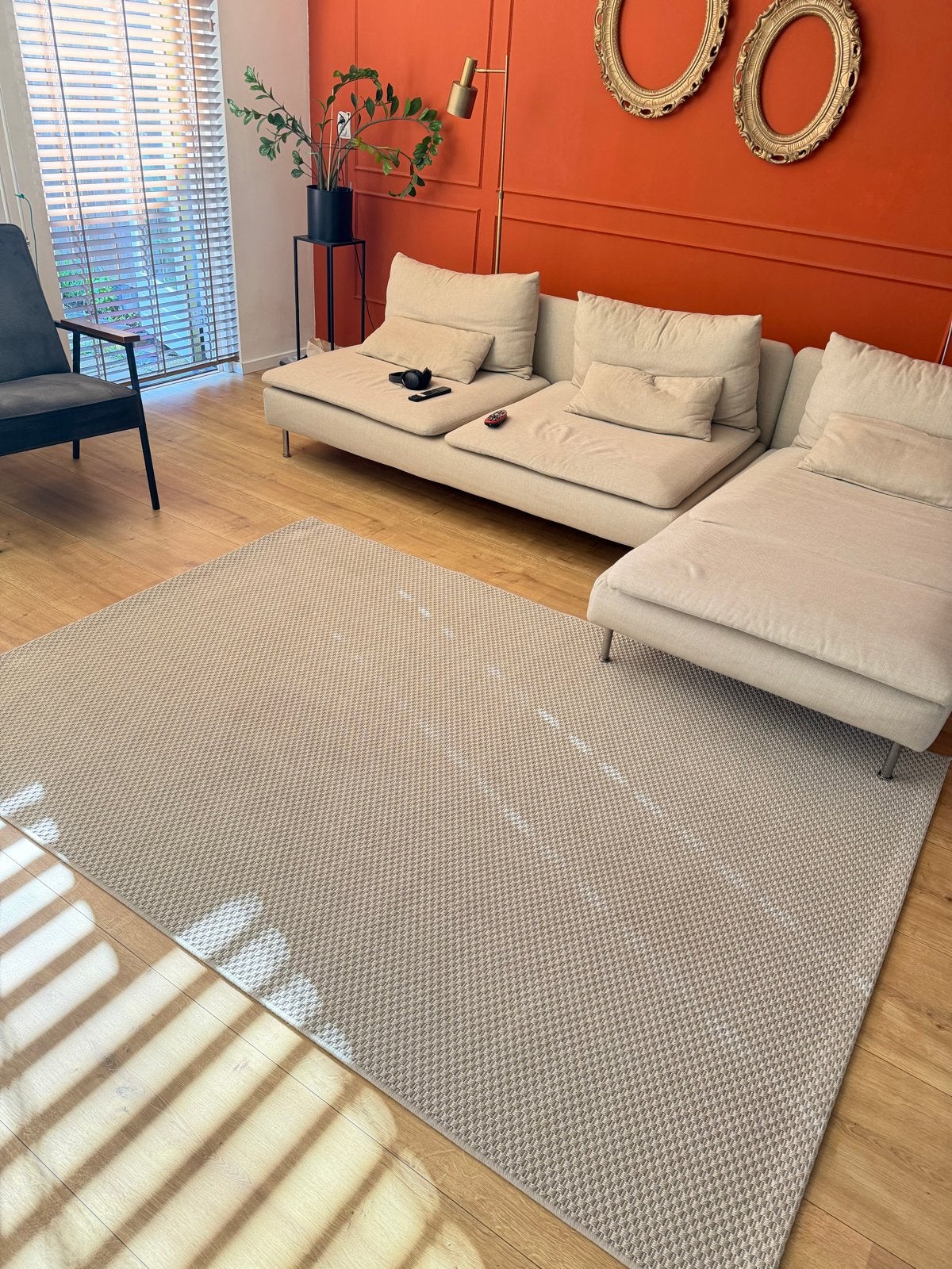 IKEA MORUM Vloerkleed - Beige/Bruin, 160x230 cm, Huis en Inrichting, Ophalen, Beige, 150 tot 200 cm, 200 cm of meer