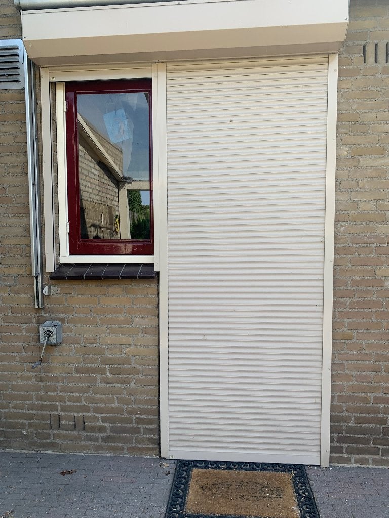 Rolluik, Ophalen, 100 tot 150 cm, Crème of Beige, Zo goed als nieuw