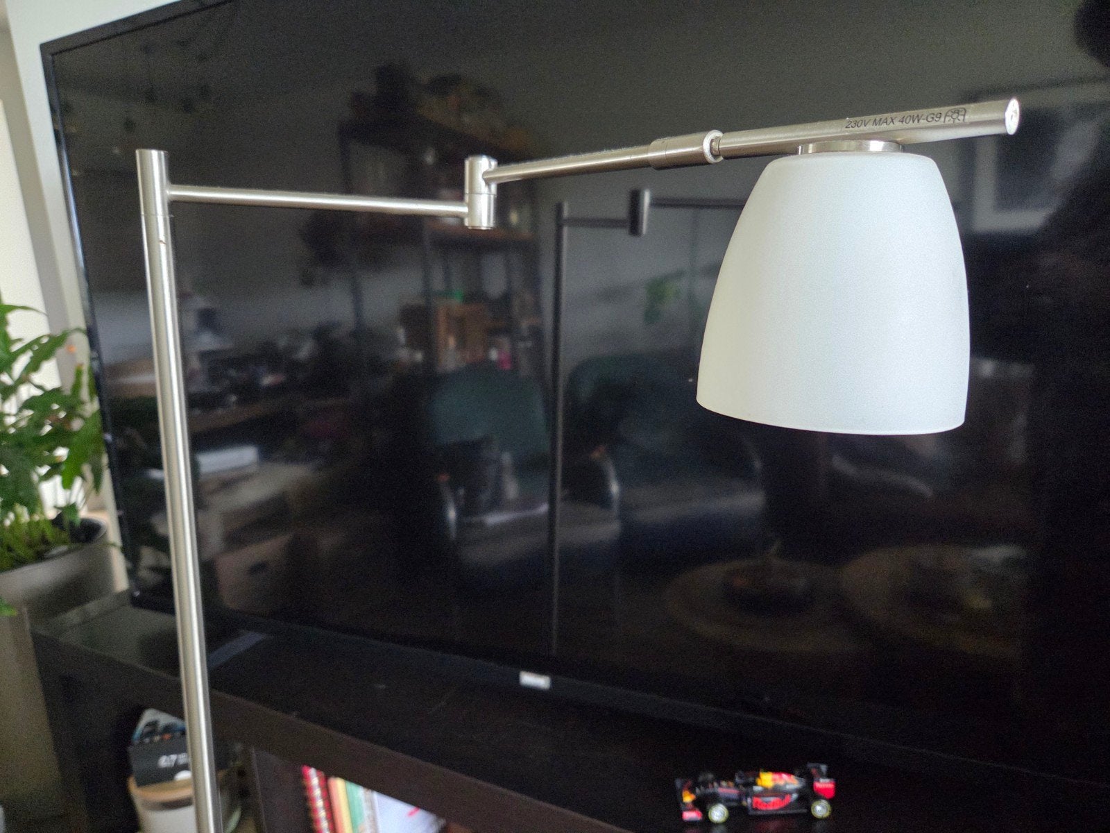 Stalen vloerlamp met zwenkarm en dimbaar, Ophalen, Gebruikt, Overige fittingen, Glas