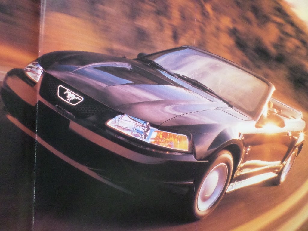 Ford Mustang Coupe & Cabrio 2000 Poster Brochure, Ophalen of Verzenden, Zo goed als nieuw, Ford