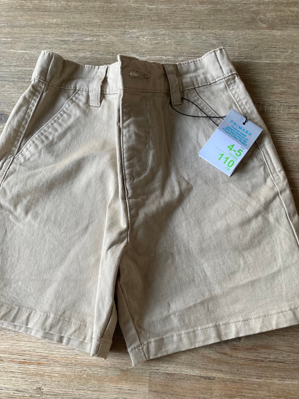 Korte broek beige maat 110, Ophalen of Verzenden, Nieuw, Jongen, Broek