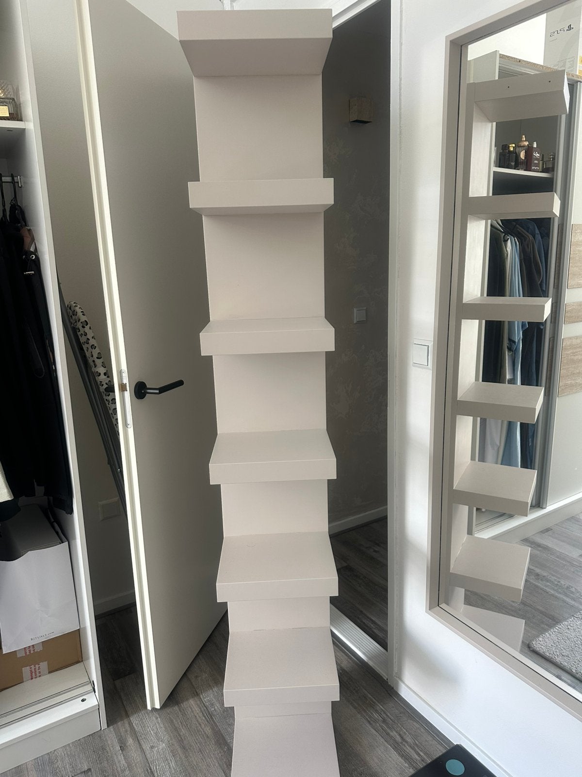 Beige ikea LACK wandrek!, Ophalen, Zo goed als nieuw