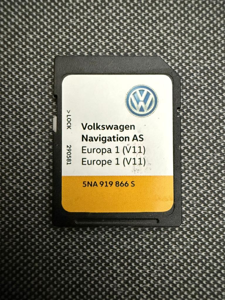 Volkswagen Navigatie SD-Kaart Europa 1 (V11), Ophalen, Zo goed als nieuw, Overige gebieden, Landkaarten