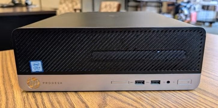 4 x hp prodesk desktop  400 G5 i5 8600 SFF 500,-