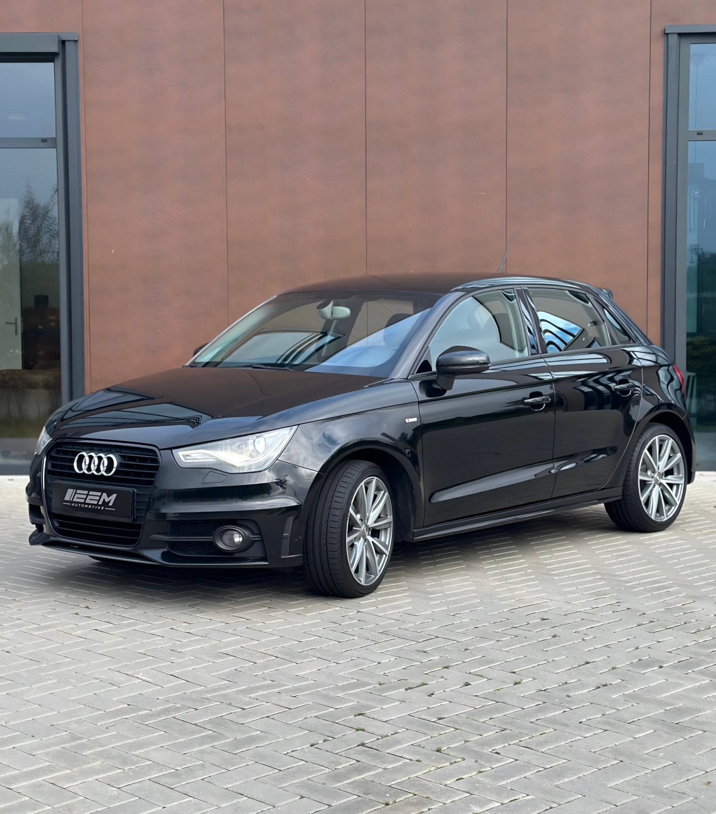 Audi A1 Sportback 1.2 TFSI S-Line - Stoelverwar/Clima/Navi, Auto's, Voorwielaandrijving, Automatische klimaatregeling, A1, Zwart