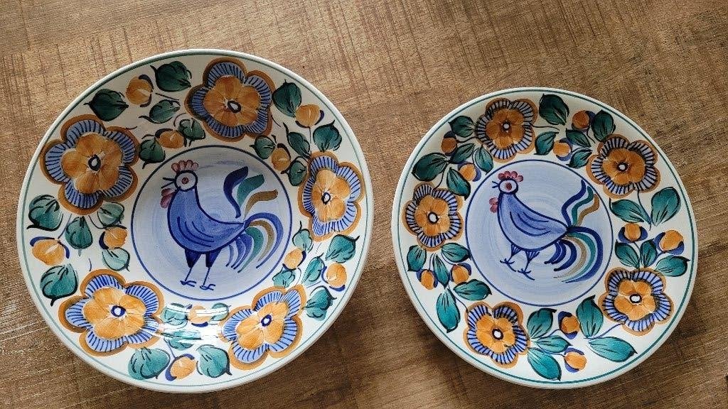 Set Vintage Handgeschilderde borden haan, bloemen aardewerk, Antiek en Kunst, Antiek | Keramiek en Aardewerk, Ophalen of Verzenden