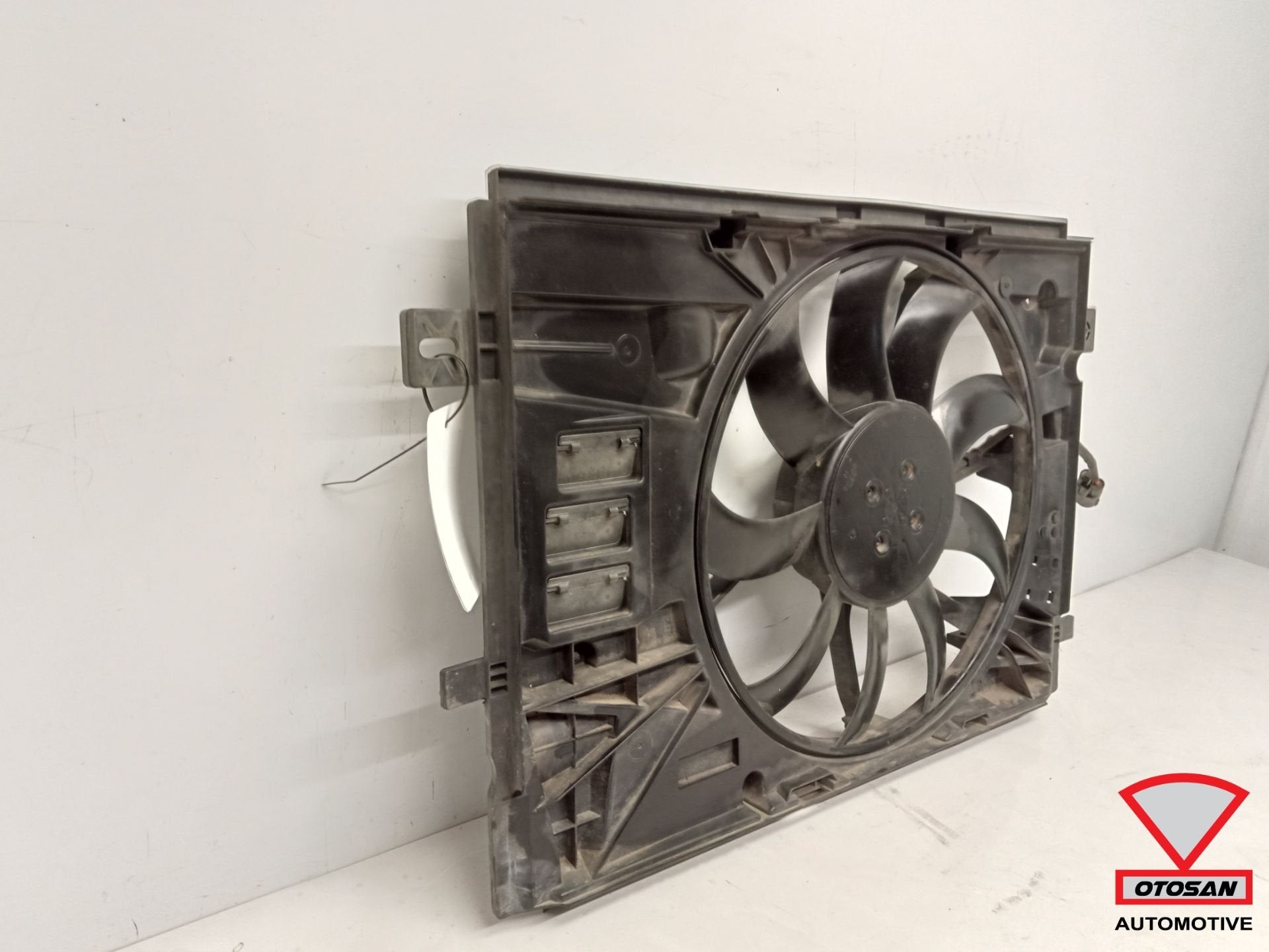 Peugeot Expert Koelvin Ventilator Origineel! 2016+, Taurusavenue 1
2132 LS  Hoofddorp, NL, Gebruikt, Contact.group@renault.com
