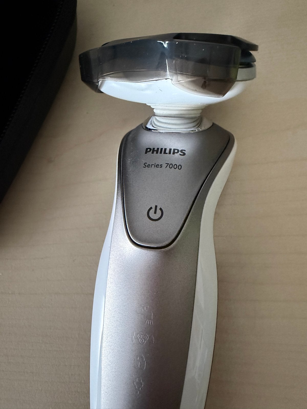 Philips Series 7000 Scheerapparaat met opzetstuk, Ophalen, Gebruikt, Scheren en Epileren