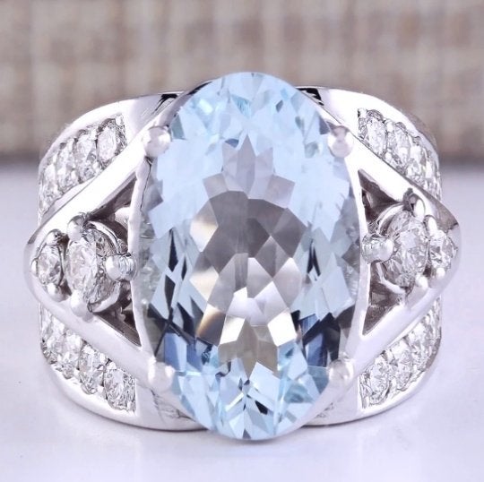 Witgoud verguld ring met ovale aquamarine, Nieuw, Ophalen of Verzenden, Met edelsteen, Dame