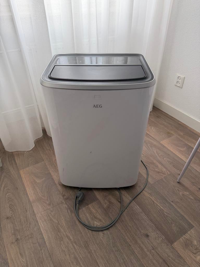 Mobiele Airco AEG AXP34U338BW, Witgoed en Apparatuur, Airco's, Ophalen, Minder dan 60 m³, Timer, 3 snelheden of meer