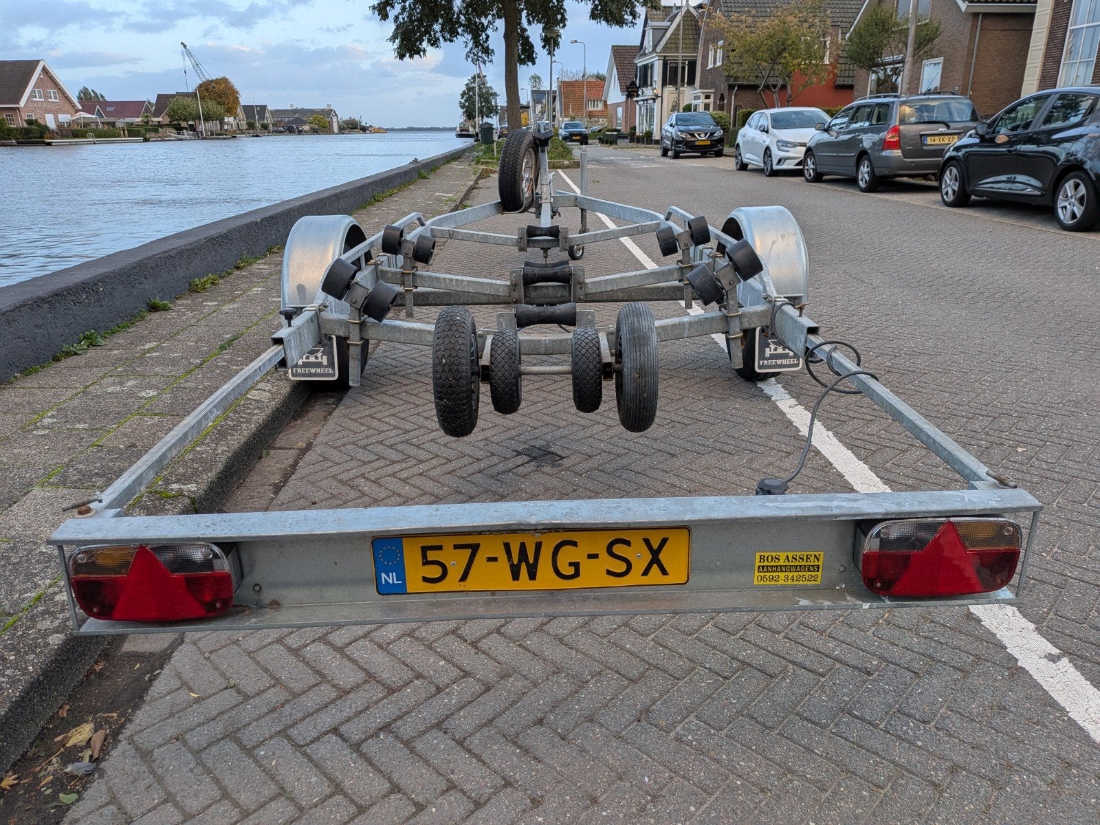 Freewheel 1514LB 1500kg boottrailer met kenteken 2011, Watersport en Boten, Ophalen, Minder dan 1500 kg, Gebruikt, Verstelbare verlichting