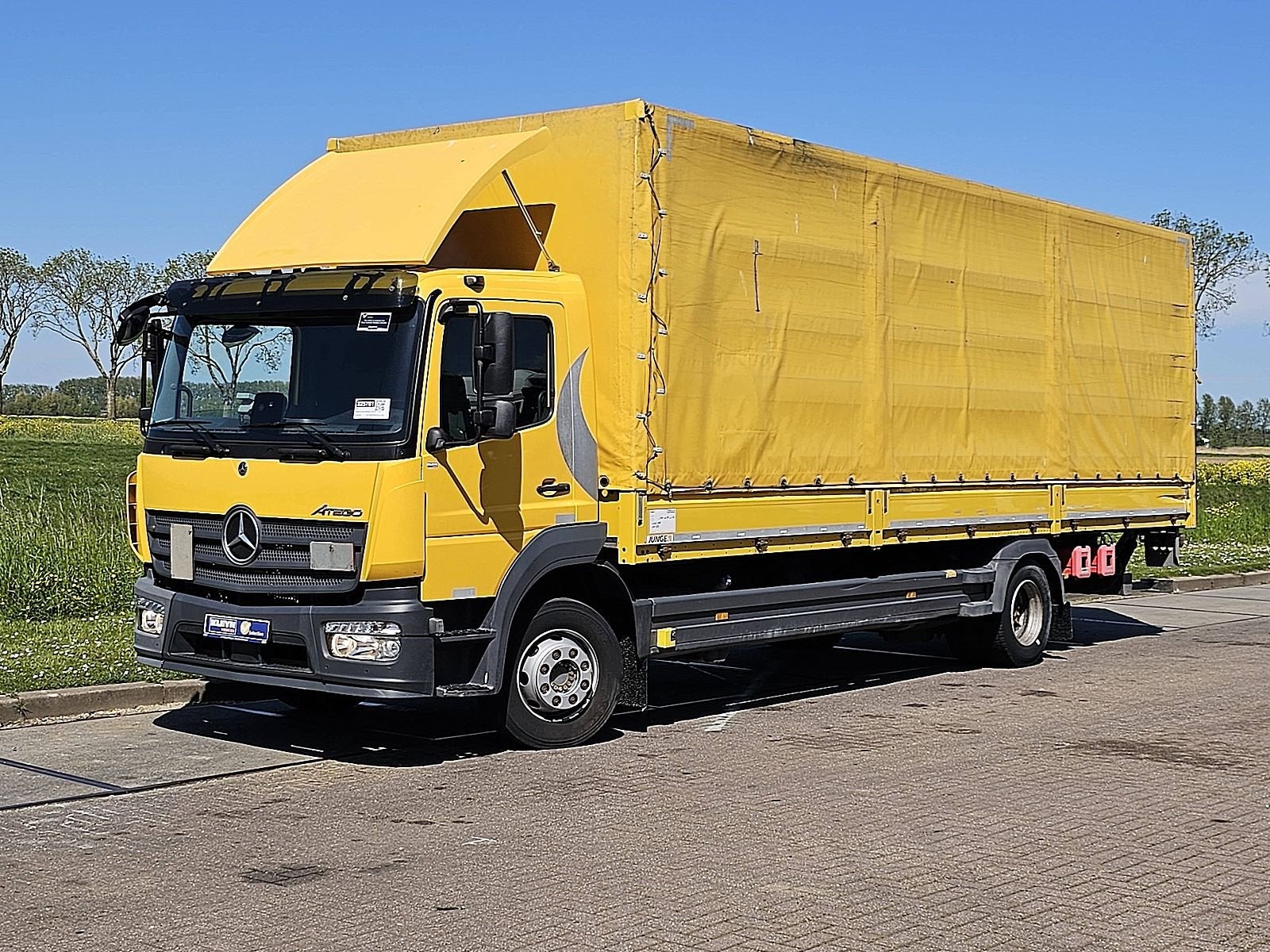 MERCEDES-BENZ ATEGO 1323 airco taillift, Auto's, Vrachtwagens, Euro 6, Bedrijf, Diesel, Te koop