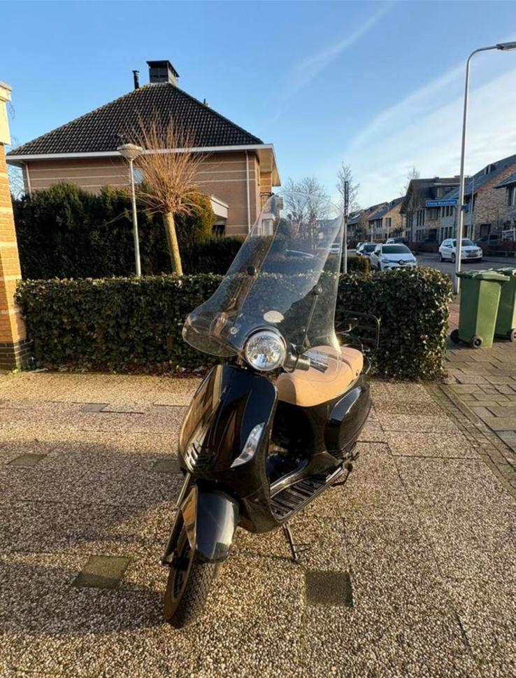Scooter  - START NIET -, Fietsen en Brommers, Snorfietsen en Snorscooters, Ophalen, Zo goed als nieuw, Benzine, Overige merken