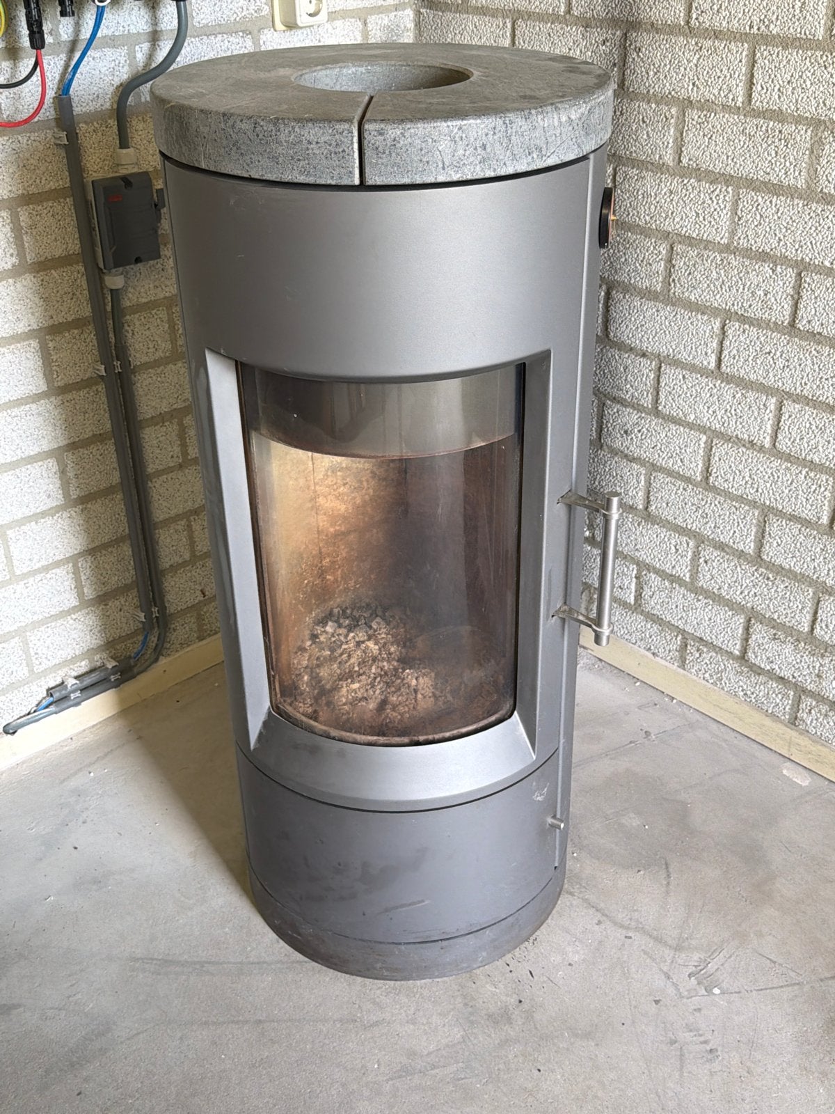 HASE Bari houtkachel (6 kW) inclusief kachelpijp, Ophalen, Gebruikt, Vrijstaande haard, Houthaard